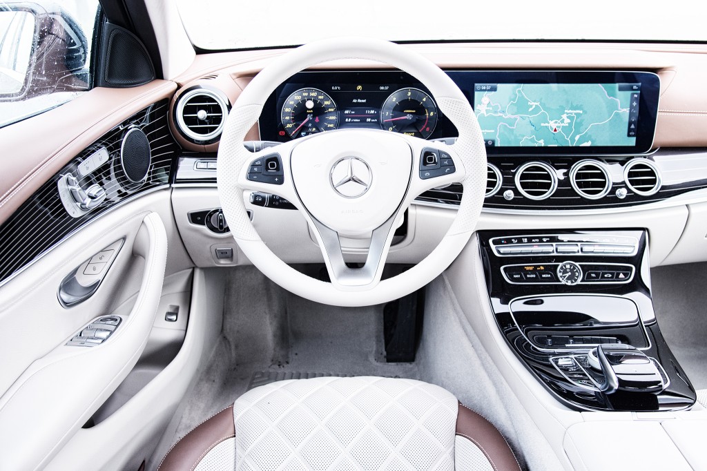 نبرد مدیران آلمانی! مرسدس بنز E350d در برابر بامو 530d نبرد مدیران آلمانی! مرسدس بنز E350d در برابر بامو 530d