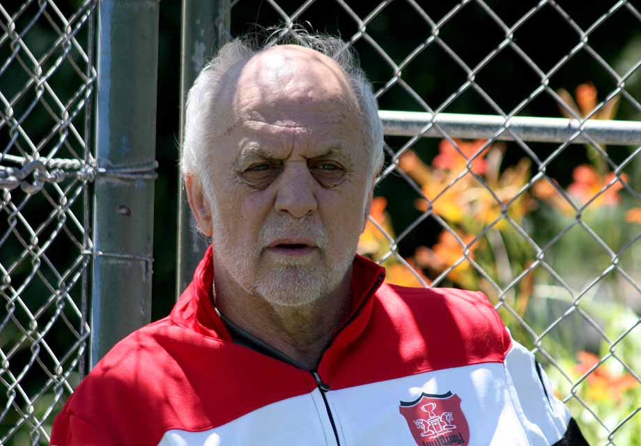 خوردبین: عدم حضور پرسپولیسی‌ها در بین بهترین‌های سال در برنامه تلویزیونی عجیب است/پای دلایل شخصی و خصومت درکار است