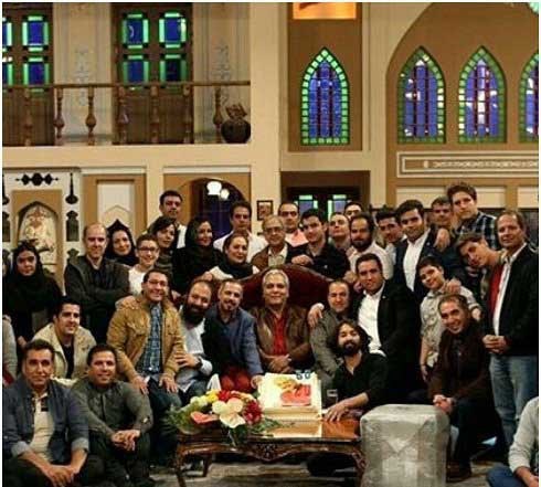عکس تولد 50 سالگی مهران مدیری با حضور عوامل دورهمی