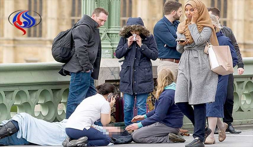 حجاب زن مسلمان در صحنه حمله لندن جنجال آفرید حجاب زن مسلمان در صحنه حمله لندن جنجال آفرید