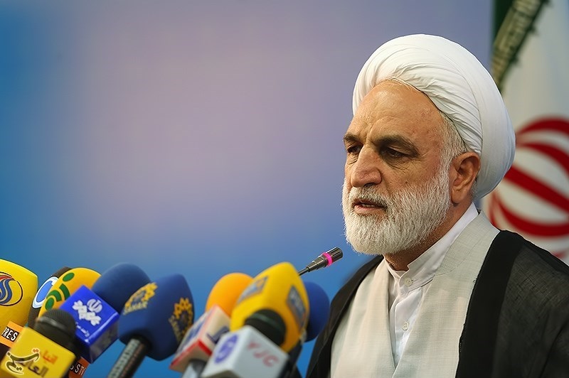 شرکت وزیر آموزش و پرورش قاچاق کرده است شرکت وزیر آموزش و پرورش قاچاق کرده است