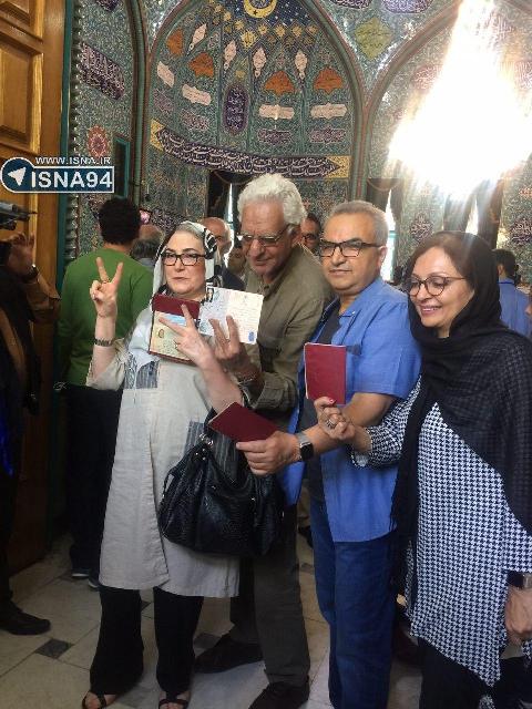 تصاویر: مشارکت سینماگران در انتخابات