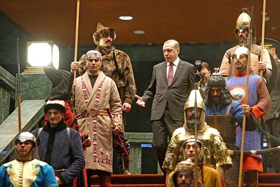 کابوس های سلطان و افول الگوی دمکراتیک ترکیه در منطقه