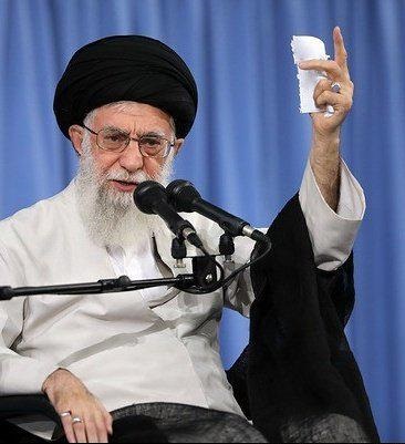 شما که می دانی چرا تحریف می کنی؟/ آتش به اختیار یعنی خوداتکایی فرهنگی/ در این دولت سخن از مختل بودن فرهنگ و هنر عجیب است؟