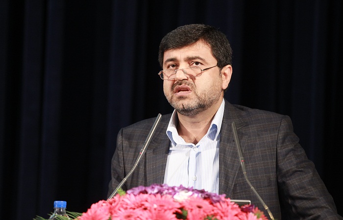 ماجرای تجمع مقابل یک بانک خصوصی ماجرای تجمع مقابل یک بانک خصوصی