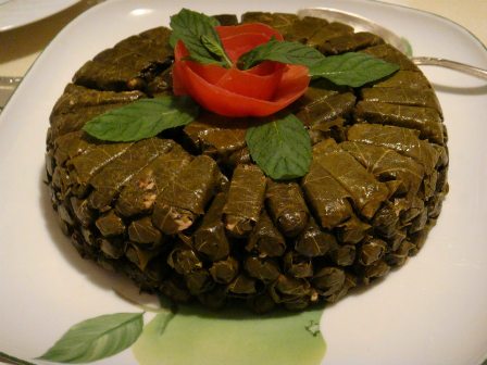 طرز تهیه دلمه برگ مو