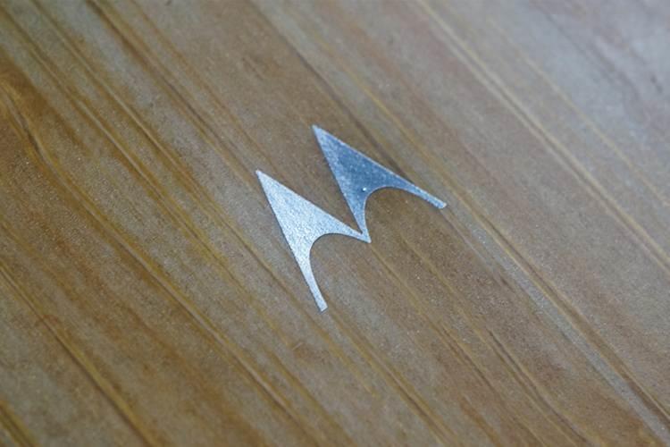 لنوو ظرفیت باتری موتو Z2 پلی را تأیید کرد لنوو ظرفیت باتری موتو Z2 پلی را تأیید کرد