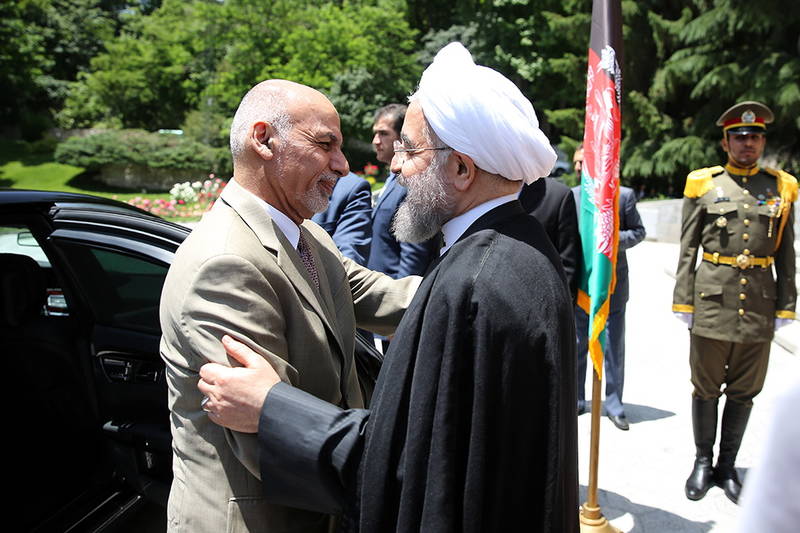 سد سازی افغانها بر روی هیرمند همچنان ادامه دارد سد سازی افغانها بر روی هیرمند همچنان ادامه دارد