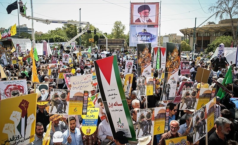 رییس مجلس سخنران راهپیمایی روز قدس / نمایش موشک شهاب 3 در راهپیمایی روز قدس رییس مجلس سخنران راهپیمایی روز قدس / نمایش موشک شهاب 3 در راهپیمایی روز قدس