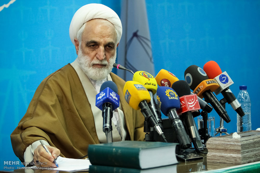 حسین فریدون برادر رئیس جمهور بازداشت شد/ بقایی در سوییت نگهداری می شود حسین فریدون برادر رئیس جمهور بازداشت شد/ بقایی در سوییت نگهداری می شود