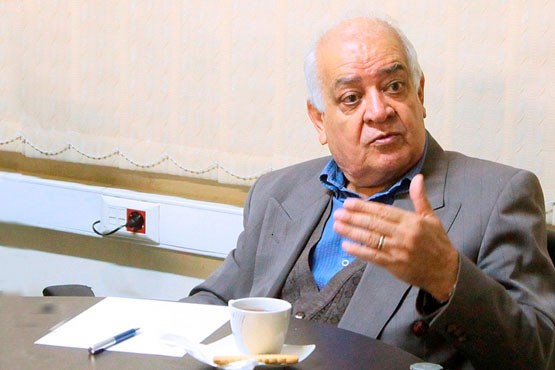 یک غریبه با فرزند شماست