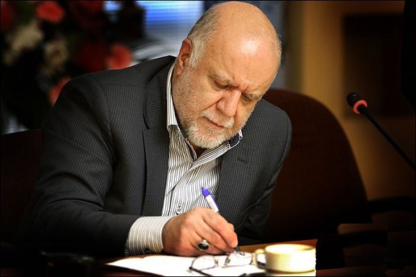 ماجرای پشت‌صحنه نامه حمایتی از زنگنه در مجلس/ نامه بجای مجلس در وزارت نفت تهیه شد/ تشکیک در تعداد امضاها