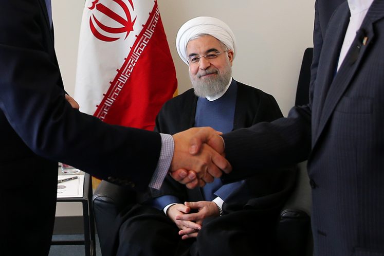 تنها دوسال تا ونزوئلایی شدن ایران فاصله است/ بدون حمایت مقام معظم رهبری موفقیت دولت ناممکن است