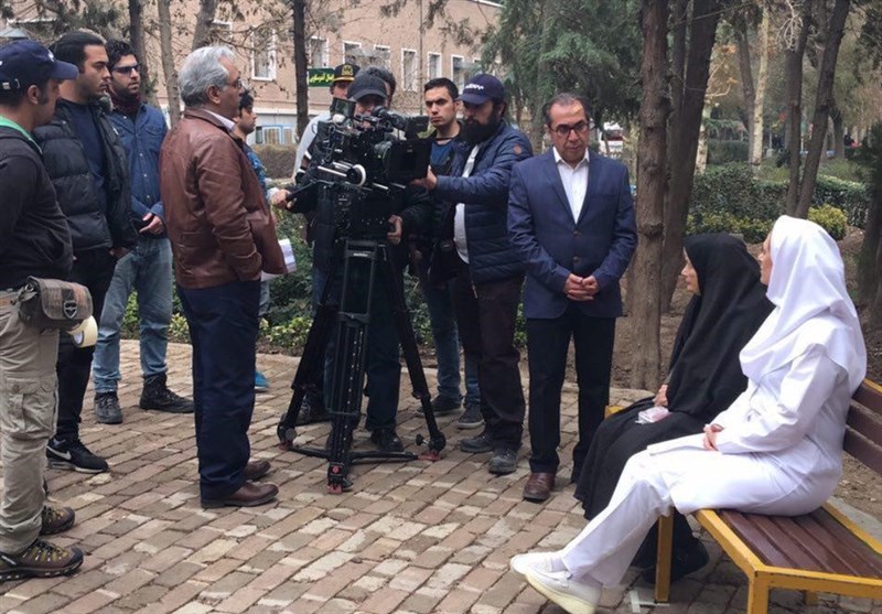 شخصیت‌های طنز باید گل‌درشت باشند