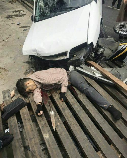 پسر زورگیر توسط راننده زانتیا زیر گرفته شد + عکس