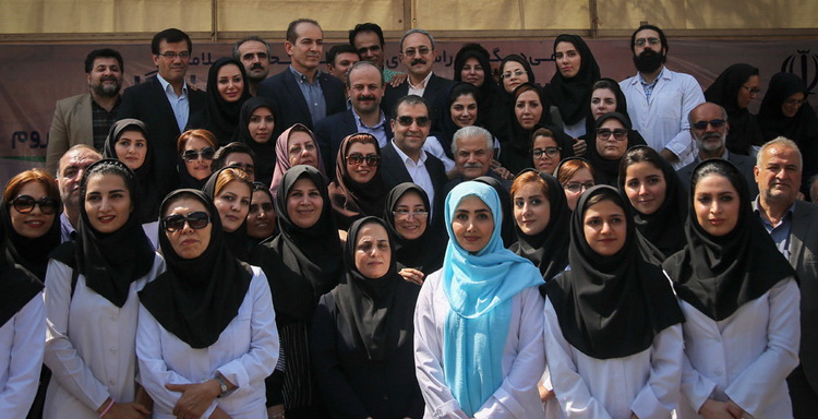 وزارتخانهها، سازمانها و ارگانها از وزارت بهداشت الگو بگیرند وزارتخانهها، سازمانها و ارگانها از وزارت بهداشت الگو بگیرند