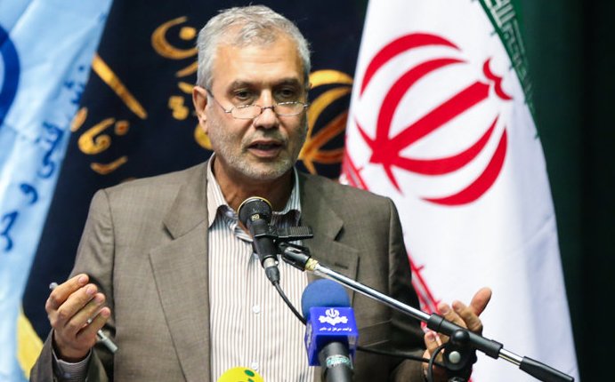  ربیعی وزیر توانمند و با تجربه است/ وزارت تعاون در دوره وی خوب درخشید