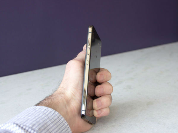 نگاه نزدیک به Essential Phone