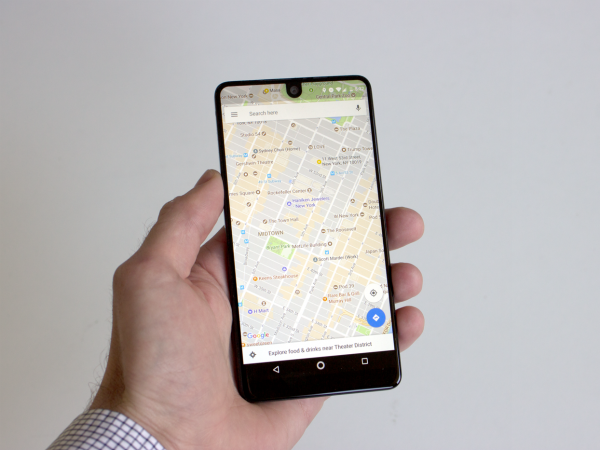 نگاه نزدیک به Essential Phone