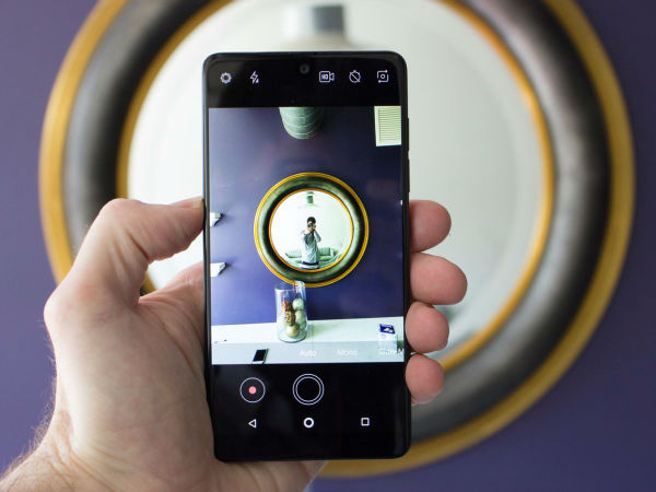 نگاه نزدیک به Essential Phone