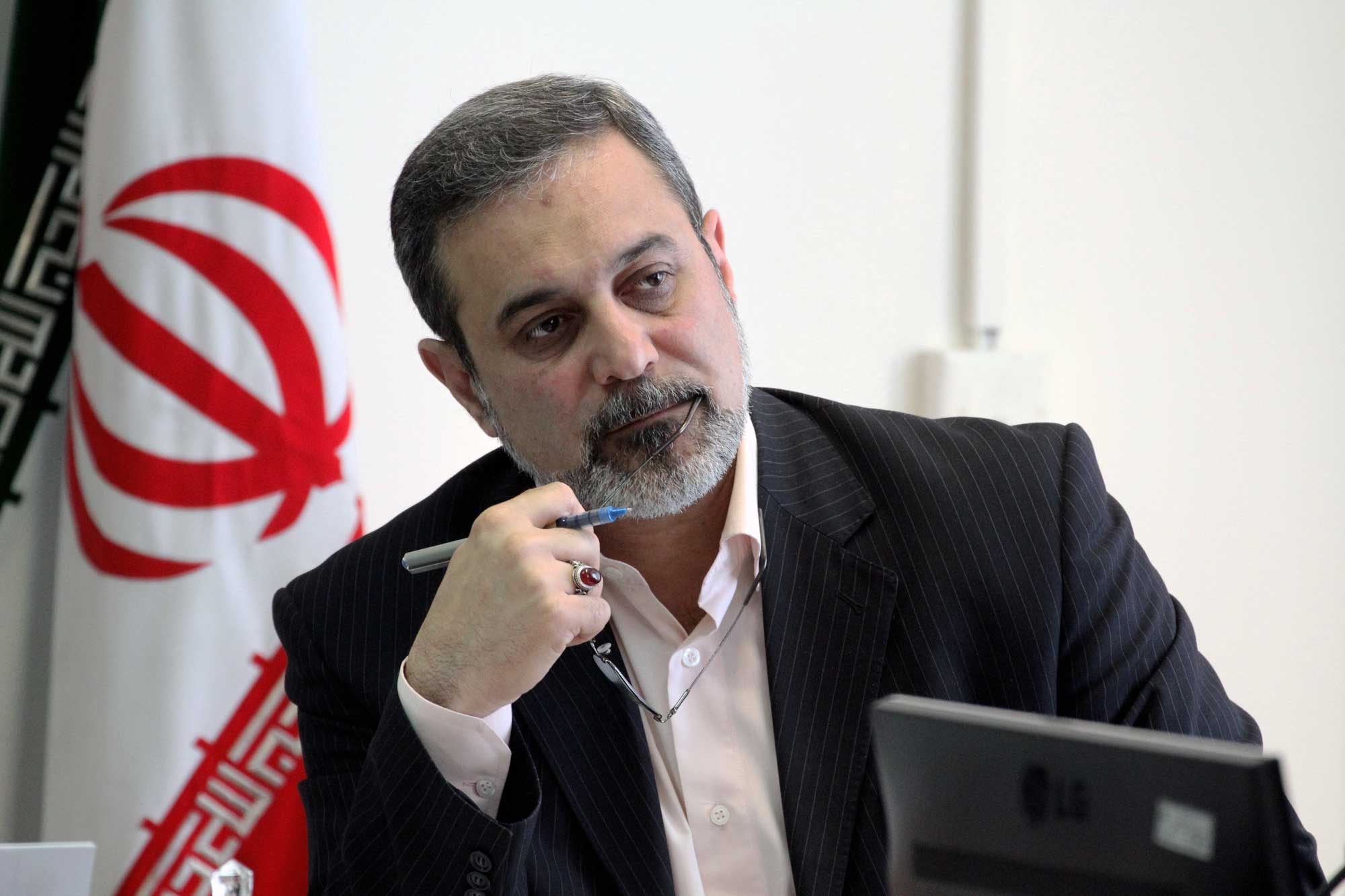 تنفس ۴۵ دقیقهای مجلس برای شمارش آرای کابینه پیشنهادی دوازدهم تنفس ۴۵ دقیقهای مجلس برای شمارش آرای کابینه پیشنهادی دوازدهم