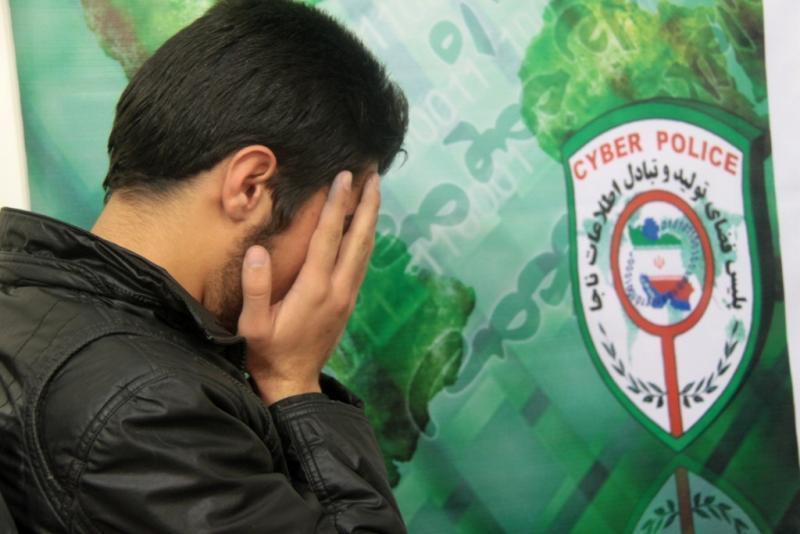 حریم خصوصی شما درخطر است! عکس‌های خصوصی را دست‌به‌دست نکنید