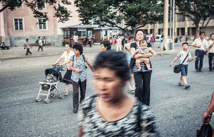 قاچاقی از زندگی در کره شمالی + تصاویر