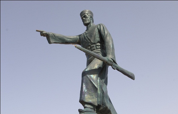 رئیسعلی دلواری نماد ایستادگی و مبارزه با استعمار رئیسعلی دلواری نماد ایستادگی و مبارزه با استعمار