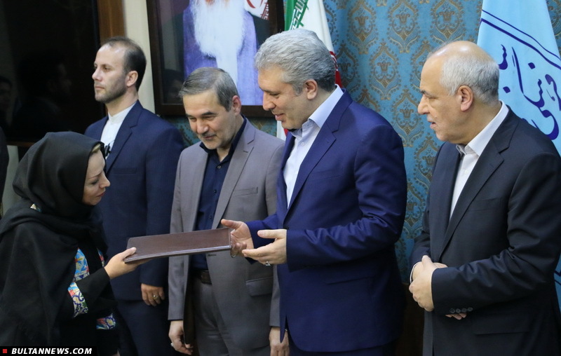 مونسان: توسعه صنایع دستی یعنی توزیع ثروت/ ساره بیات تقدیر شد