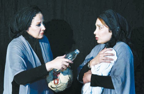 صداي پاي مضامين سفارتي در تئاتر ايران