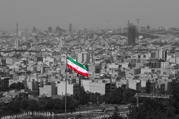 سرود ایران بجای رقص در روز فرهنگ مدرسه