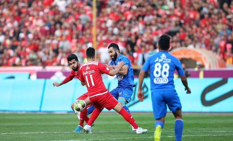 شجاعیان: پرسپولیسی‌ها با کمکِ داور سرعت بازی را می‌‌گرفتند