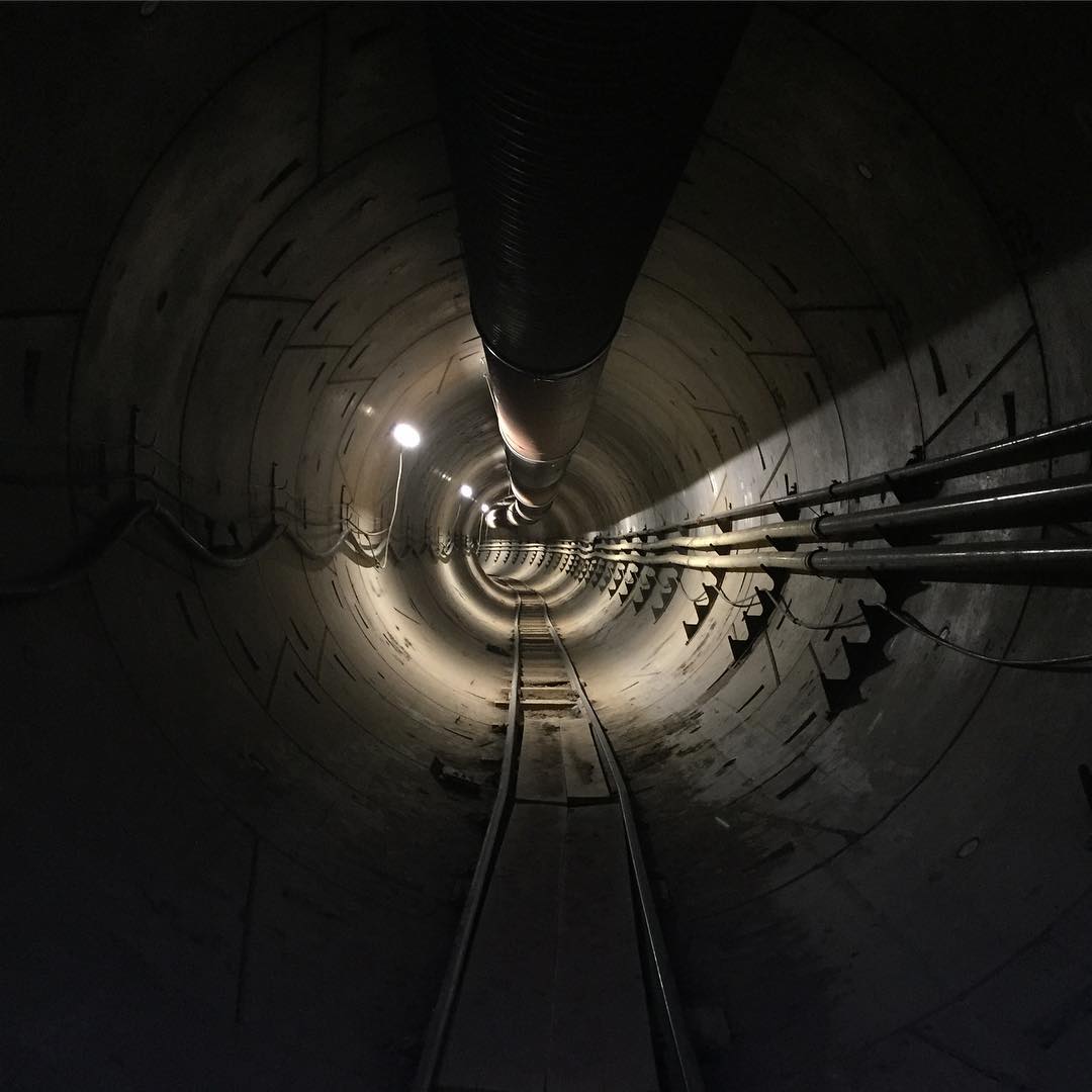 تونلی که ایلان ماسک زیر لس آنجلس می‌سازد را ببینید
