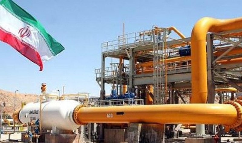 روس‌ها در نفت و گاز، ایران را رقیب خود و ما را معطل کنند!