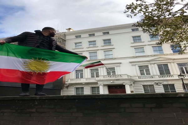 حمله ناکام گروهکهای ضد انقلاب به سفارت ایران در لندن