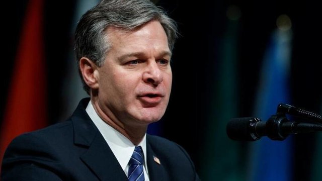 خطرات شبکههای اجتماعی به روایت رئیس FBI خطرات شبکههای اجتماعی به روایت رئیس FBI
