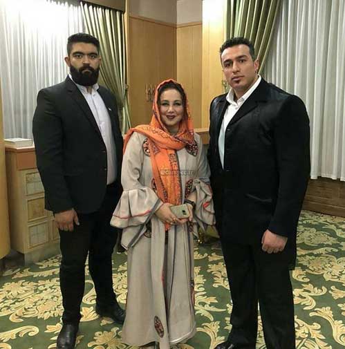 بهنوش بختیاری با بادیگاردها +عکس