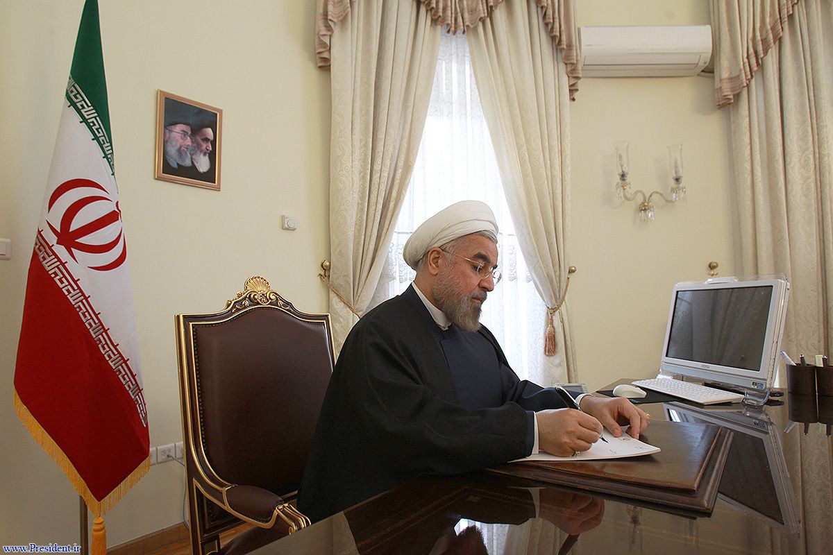 روحانی:دولت فساد‌ستیزی را از خود آغاز می‌کند