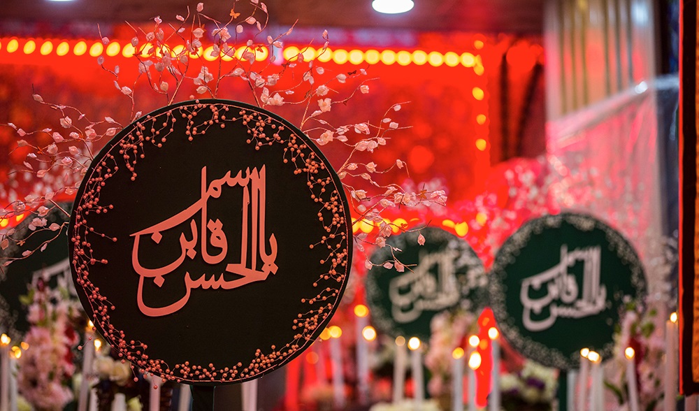 کاروان امام حسین(ع)  در حال حرکت به سوی کربلا بودند