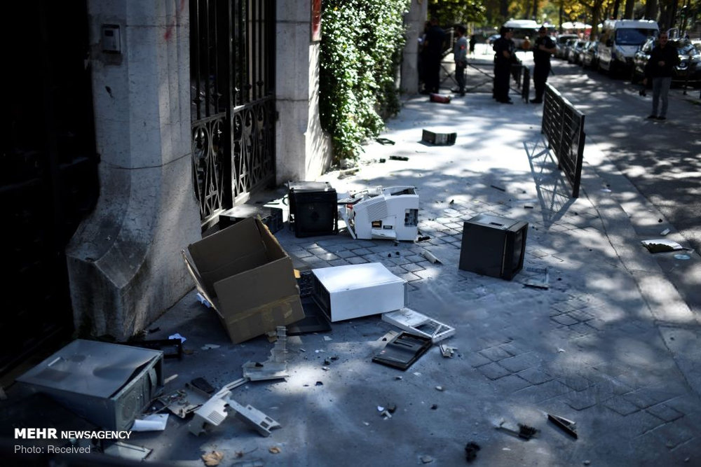 حمله به سفارت ایران در پاریس توسط کومله