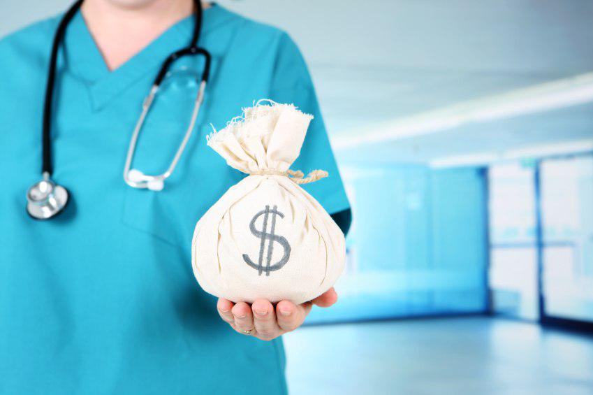 پزشکان ۸۰ درصد از مالیات بر درآمد خود را نمی‌پردازند