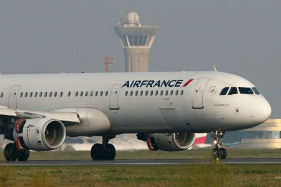 فرانسه از ربایش هواپیمای مسافربری این کشور خبر داد!