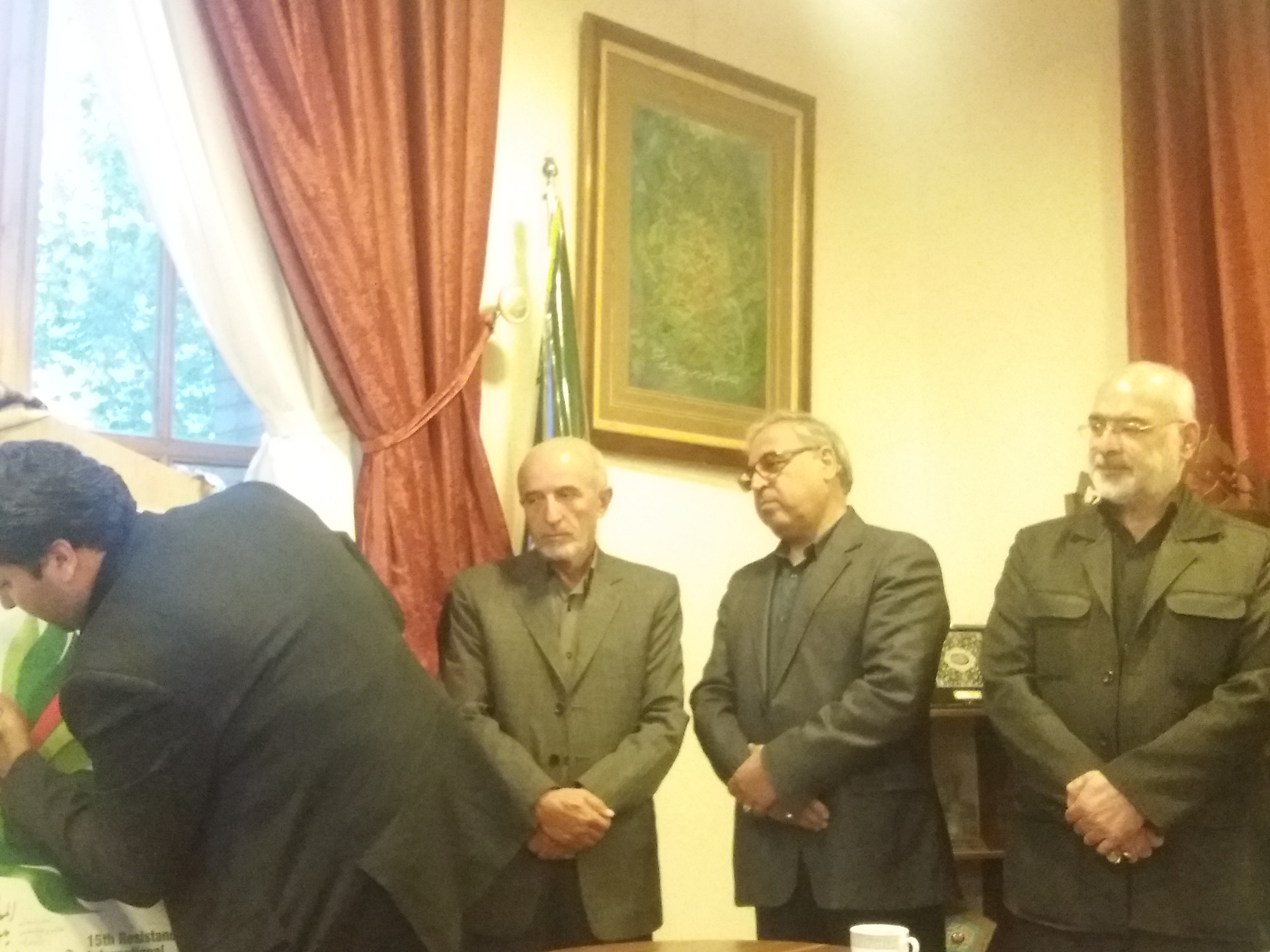 رونمایی از پوستر پانزدهمین جشنواره بین المللی فیلم مقاومت
