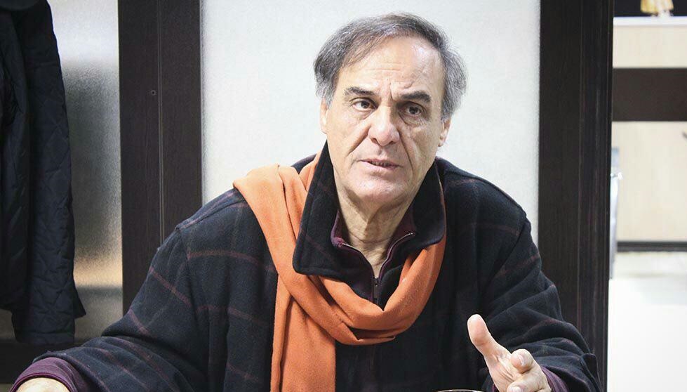 بازیگران تئاترهای لاکچری خود را آلوده به فساد کرده‌اند
