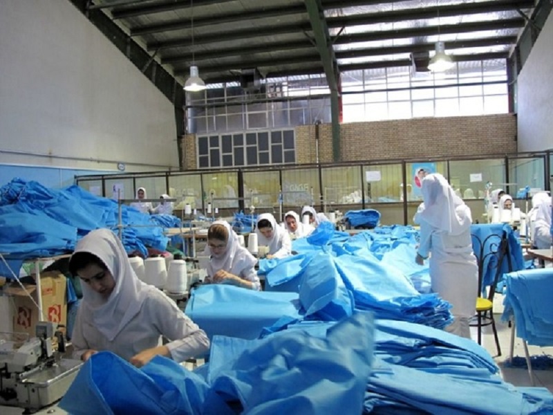 تولید ۶۰ هزار لباس ایزوله بیمارستانی با مشارکت بنیاد برکت