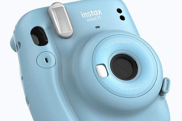 رونمایی فوجی فیلم از دوربین Instax Mini 11 مخصوص سلفی گرفتن رونمایی فوجی فیلم از دوربین Instax Mini 11 مخصوص سلفی گرفتن