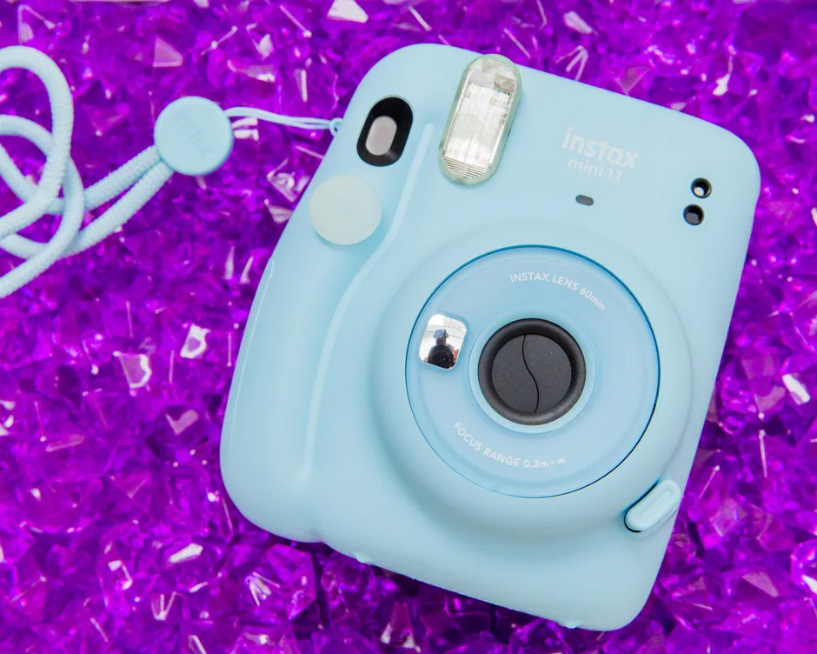 رونمایی فوجی فیلم از دوربین Instax Mini 11 مخصوص سلفی گرفتن رونمایی فوجی فیلم از دوربین Instax Mini 11 مخصوص سلفی گرفتن