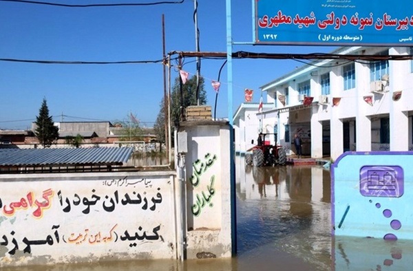 مدارس سیل‌زده لرستان تا مهر ماه آماده نمی‌شوند