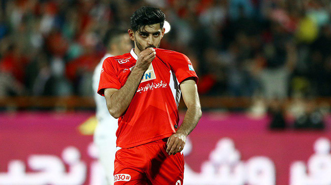 مهدی ترابی در پرسپولیس ماندنی شد