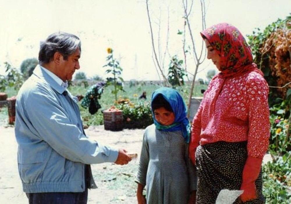 مروری بر بهترین نقش آفرینی های زنده یاد عزت الله انتظامی مروری بر بهترین نقش آفرینی های زنده یاد عزت الله انتظامی